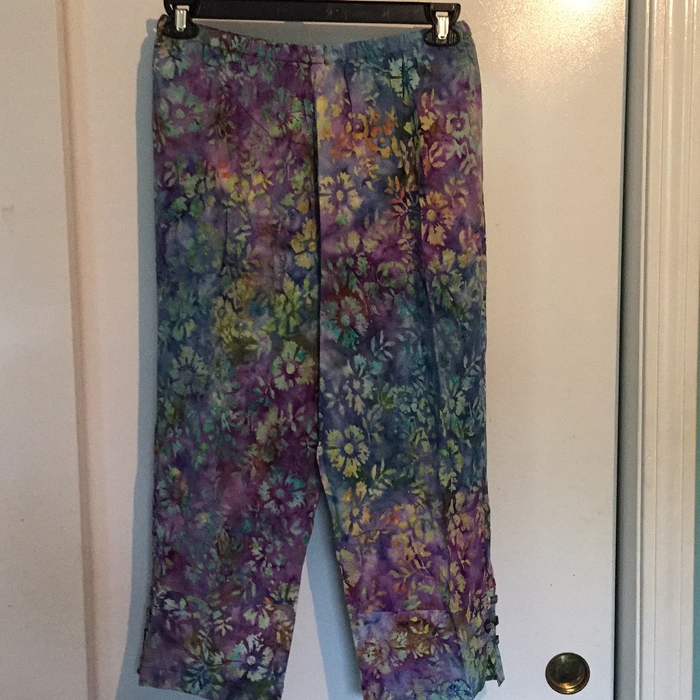 Batik cropped pants